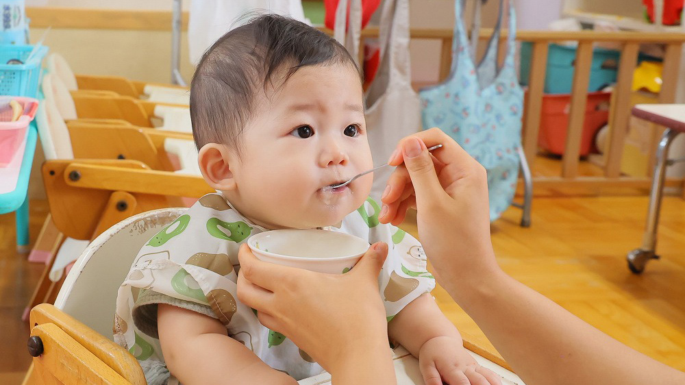 乳児の生活